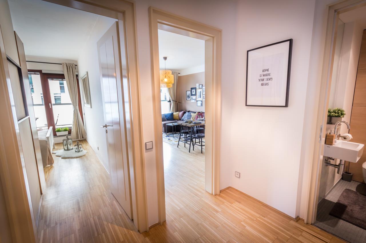 Luxury Apartment River Diamond Residence プラハ エクステリア 写真