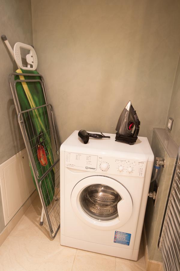 Luxury Apartment River Diamond Residence プラハ エクステリア 写真