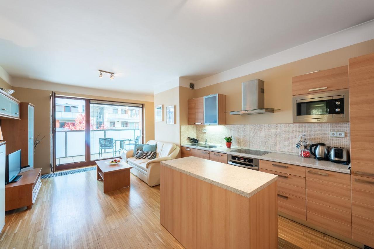 Luxury Apartment River Diamond Residence プラハ エクステリア 写真