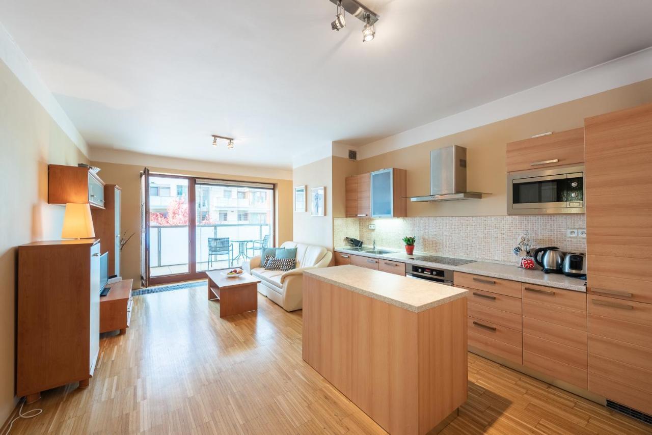 Luxury Apartment River Diamond Residence プラハ エクステリア 写真